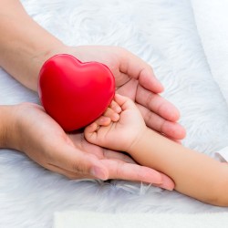Konjenital (Doğumsal) Kalp Hastalıkları: Nedir, Belirtileri, Tedavisi